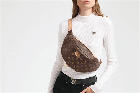 louis vuitton white fanny pack|Louis Vuitton fanny pack vintage.